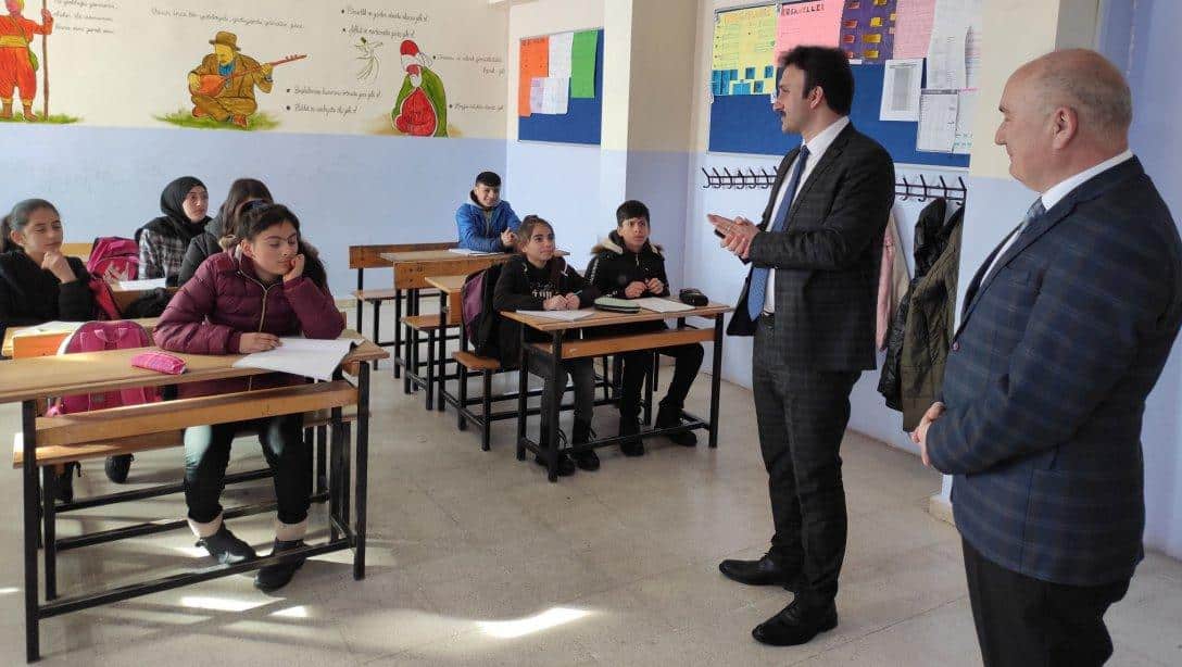 Kaymakam Yazıcı Yavuz Selim İlk-Orta Okulunu Ziyaret Etti
