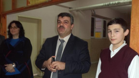 İlçe Milli Eğitim Müdürü Oltan Balyemez TEOG başarısının artırılması için ortaokulları ziyaret etti